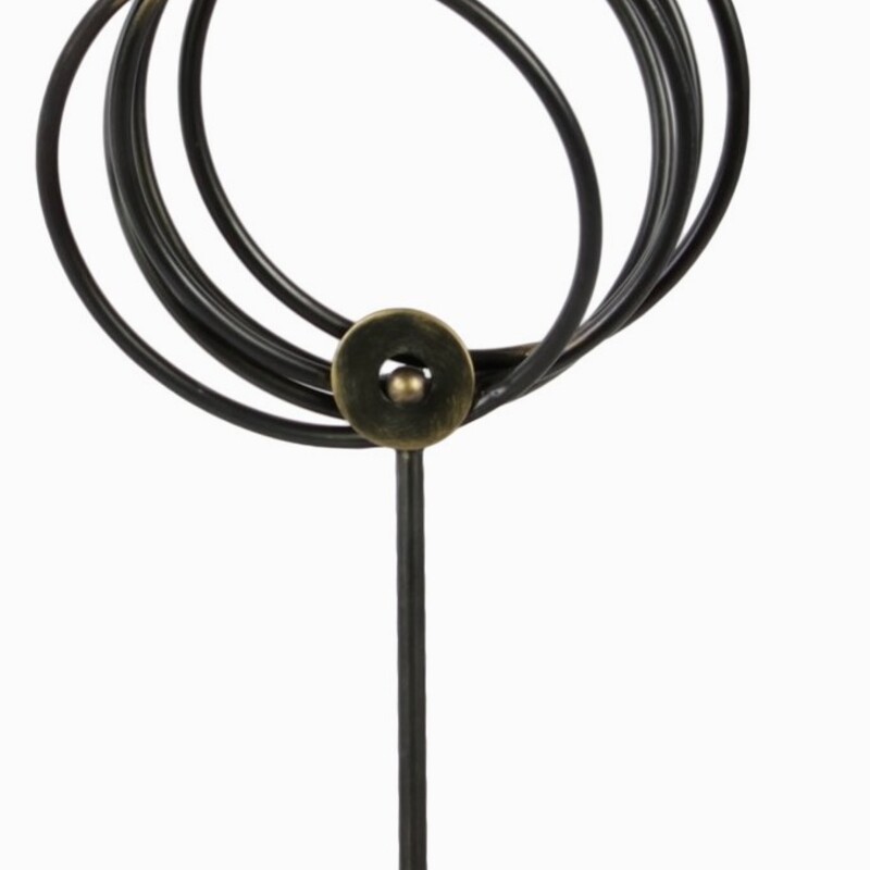 Multi Metal Rings OnStand
Black and Gold
Size: 9x17H