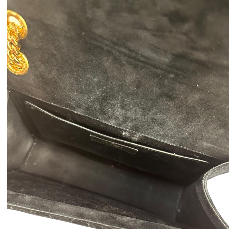 Saint Laurent Triquilt Suede Chain Flap Bag<br />
<br />
Style Code: AR56600135.1219<br />
<br />
Dimensions : 9L X  & 7 H inches<br />
<br />
In very good condition. Some scratches on the hardware. Minor interior marks.<br />
<br />
Does not come with the original dust bag or box.