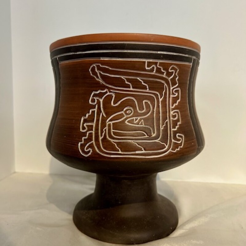 Aztec Carved Footed Bowl
Brown, Black and White
Size: 8x8.5H