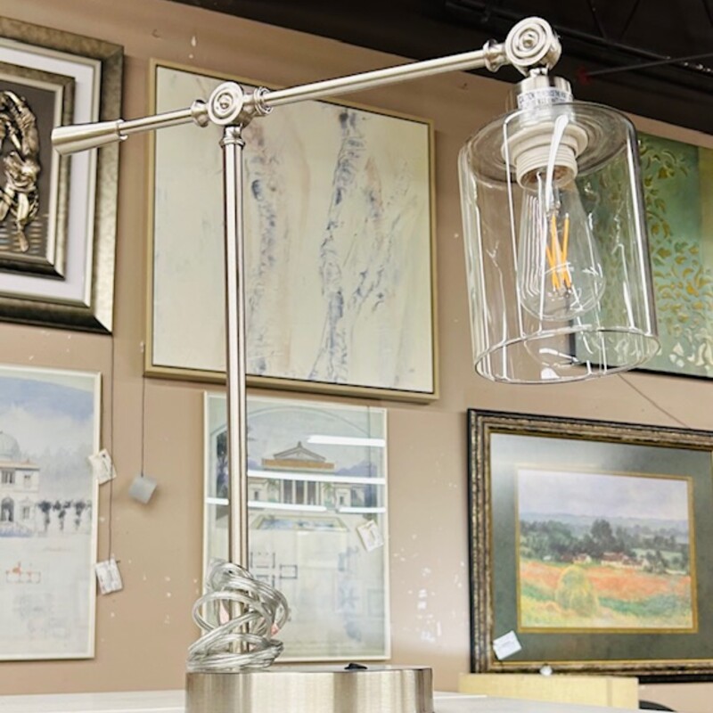 Metal Glass Desk Lamp
Silver Clear Size: 20 x 19H