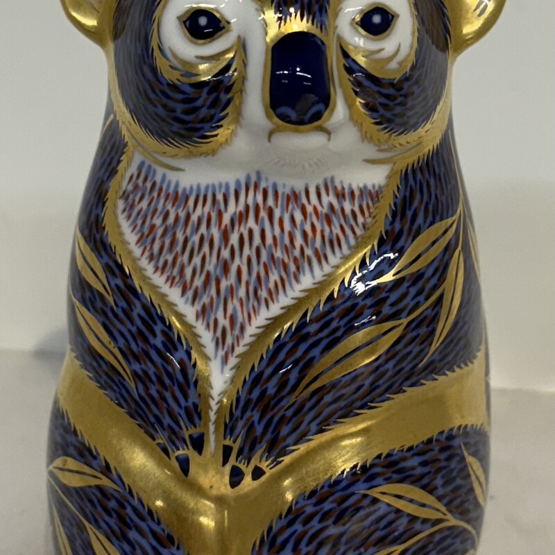 Royal Crown Derby Koala
Blue Gold White
Size: 2.5x4.5H