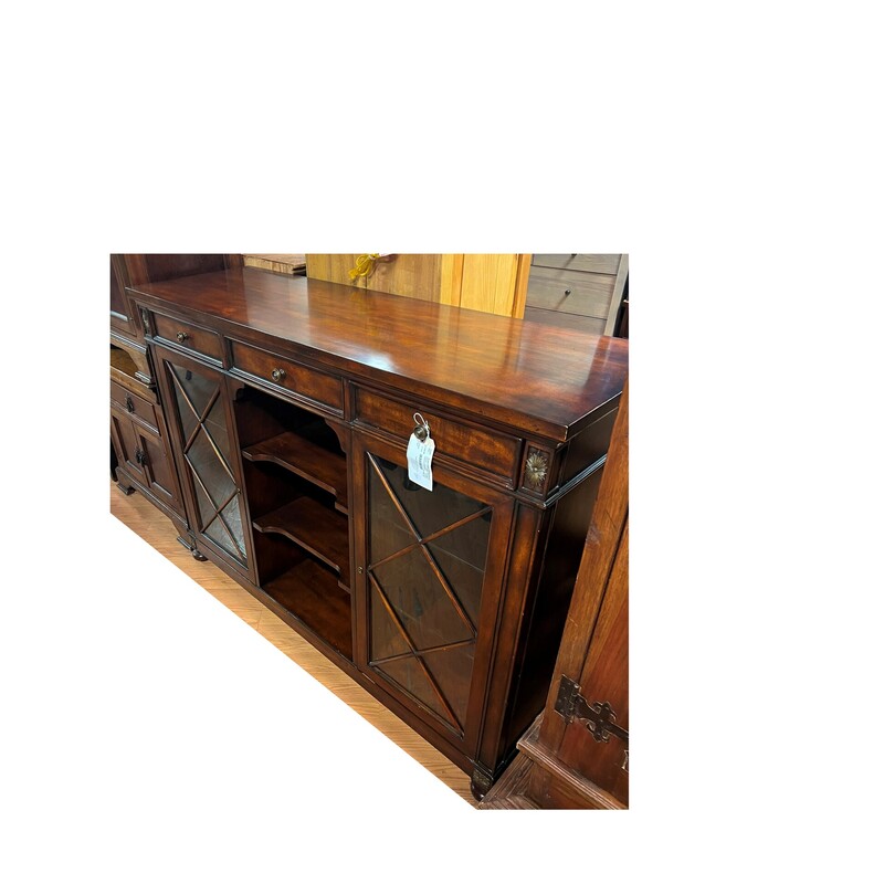 Traditional Sideboard, 2 Door, 3 Drawer
58 x 18 x 42.5h