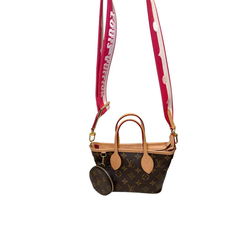 Louis Vuitton Neverfull BB Monogram<br />
<br />
Date Code: Chipped<br />
<br />
Dimensions:<br />
9.4 x 5.7 x 3.5 inches<br />
(Length x Height x Width)<br />
<br />
In very good condition. Light marks to the leather.<br />
<br />
Does not comes with the original dust bag or box.