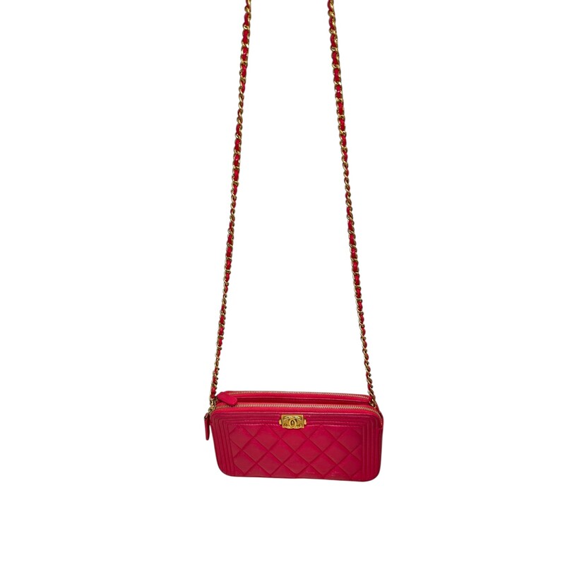 Chanel Le Boy Wallet On Chain Double Zip Bag<br />
<br />
Serial Code:22959343<br />
<br />
Dimensions:7.5 L x 3.5 H inches<br />
<br />
In very good condition. Some minor marks on the leather, some minor creasing of the leather and some interior marks.<br />
<br />
Does not come witrh the original diust bag or box,<br />
<br />
Does not come with the original dust bag or box.