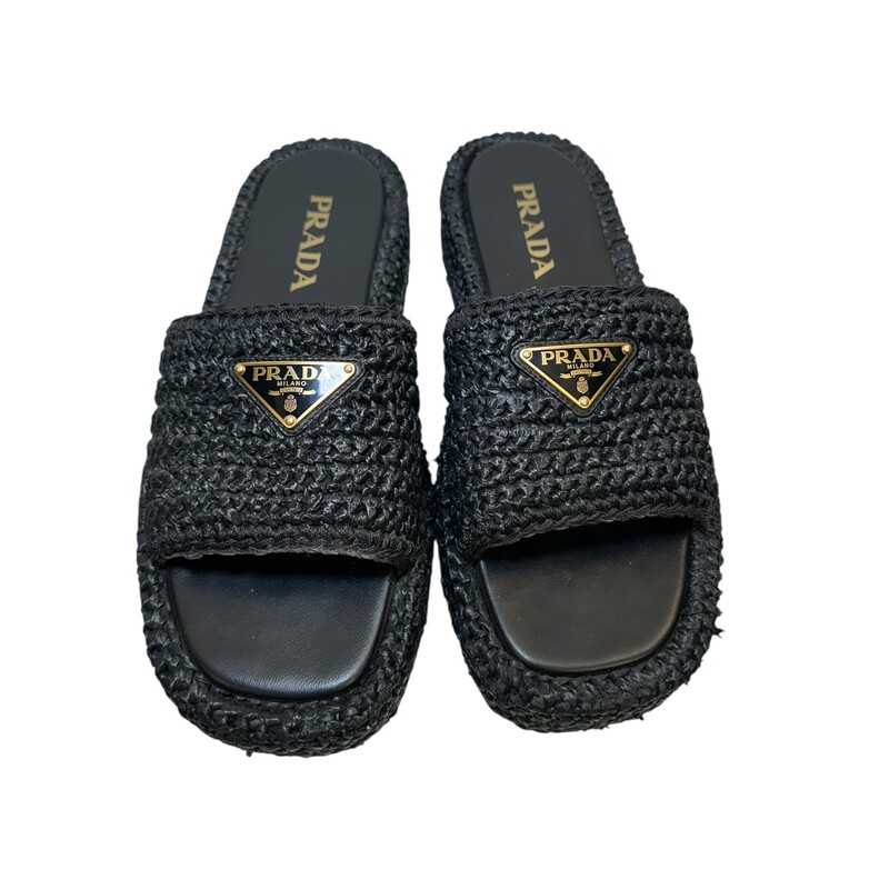 Prada Woven Flatform  Raffia Slides<br />
<br />
Style Code:761<br />
<br />
Size 41<br />
<br />
In very good condition. Light wear on bottoms.<br />
<br />
Does not come with the original dust bag or box.