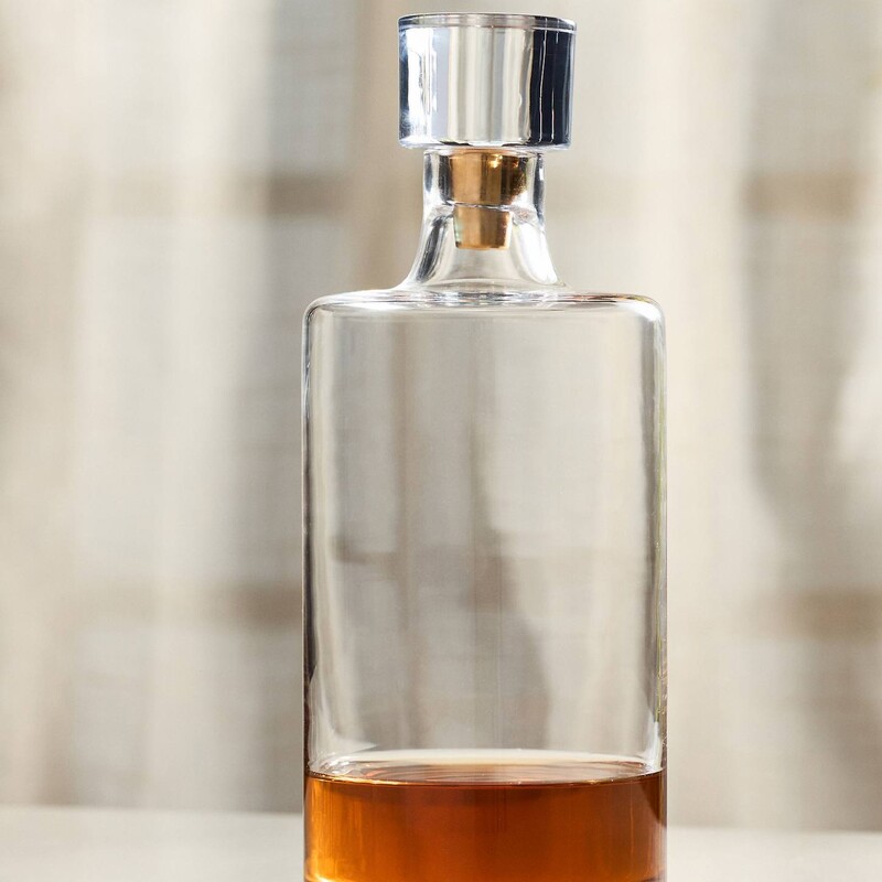 Anthropologie Morgan Metallic Decanter
Amber, Size: 4x10.5H