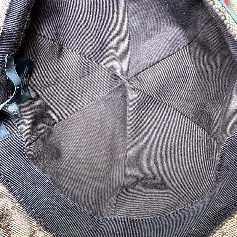 Gucci Monogram Webb Canvas Hat<br />
<br />
Size: XXL<br />
<br />
In very good condition.<br />
<br />
Does not come with the original dust bag or box.