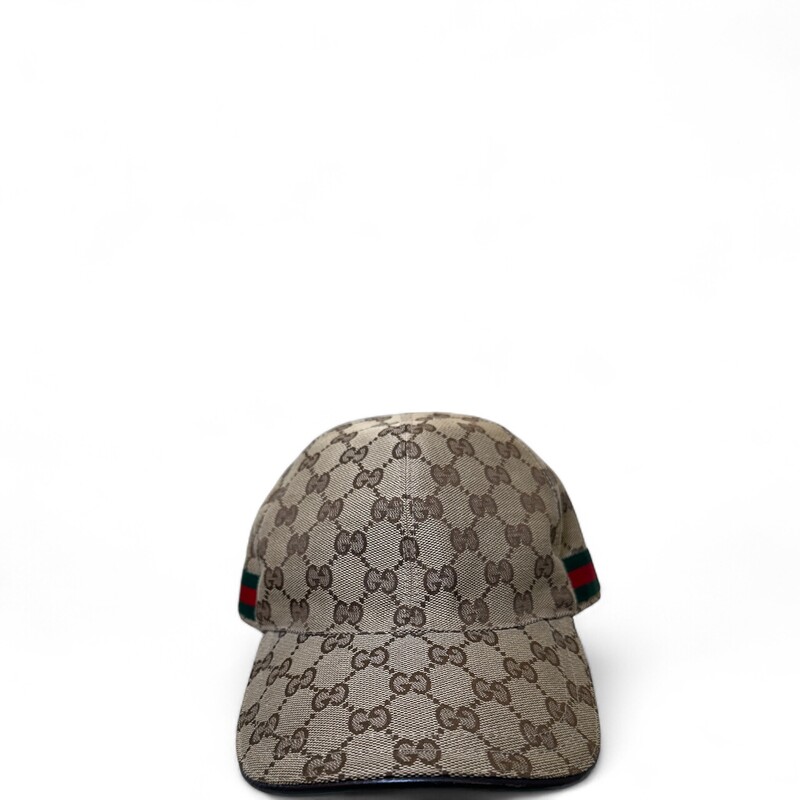 Gucci Monogram Webb Canvas Hat

Size: XXL

In very good condition.

Does not come with the original dust bag or box.