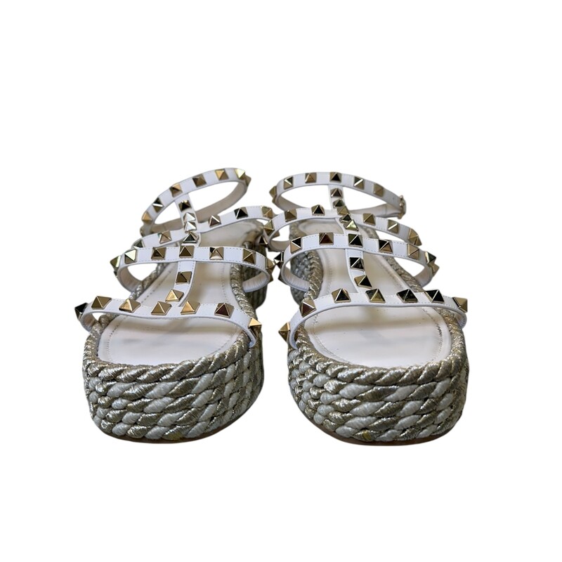 Valentino Rockstud Ankle Rope Wedges<br />
<br />
Size: 39<br />
<br />
Style Code: LAVV47W2<br />
<br />
In very good condition. Minor marks on the footbead.<br />
<br />
Does not come with the original dust bag or box.