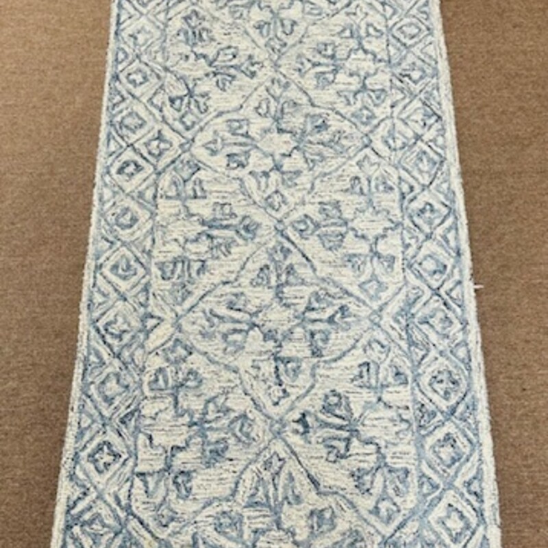 Goodweave Woven Runner
Blue Gray Size: 2.5 x 7L
Retails: $229+