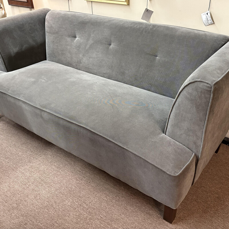 Dimensions Sofa