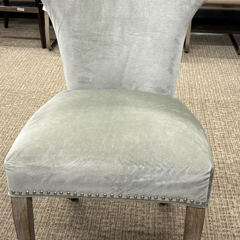 Armless Velvet Chair
Green Silver Hues Velvet Upholstery
Nailhead Trim
Size: 23x21x37H