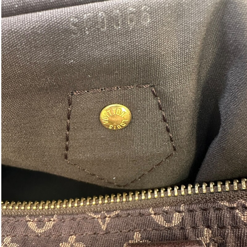 Louis Vuittton Mini Lin Brown Canvas Speedy 30<br />
<br />
Date Code:SP0066<br />
<br />
Dimensions: 8.5 H x 11.5 W x 6.5 D inches<br />
<br />
In very good condition. Minor corner wear.<br />
<br />
Does not come with the original dust bag or box.