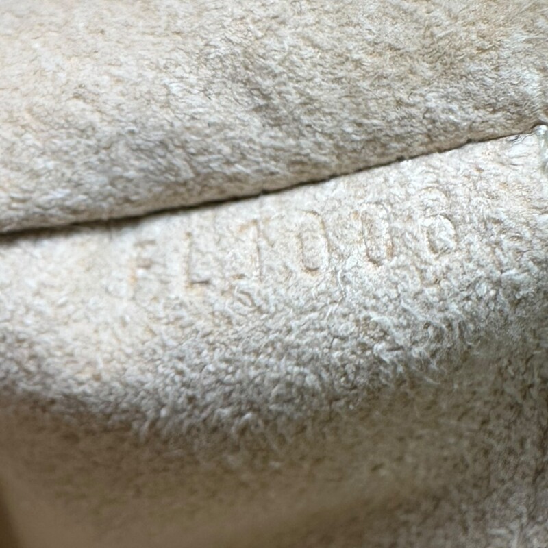 Louis Vutiton Saleya Damier Azur MM<br />
<br />
Date Code:FL1008<br />
<br />
Dimensions: 18 L x 12 H inches<br />
<br />
In very good condition. Some water marks on the handle and some minor canvas wear on the bottom.<br />
<br />
Does not come with the original dust bag or box.
