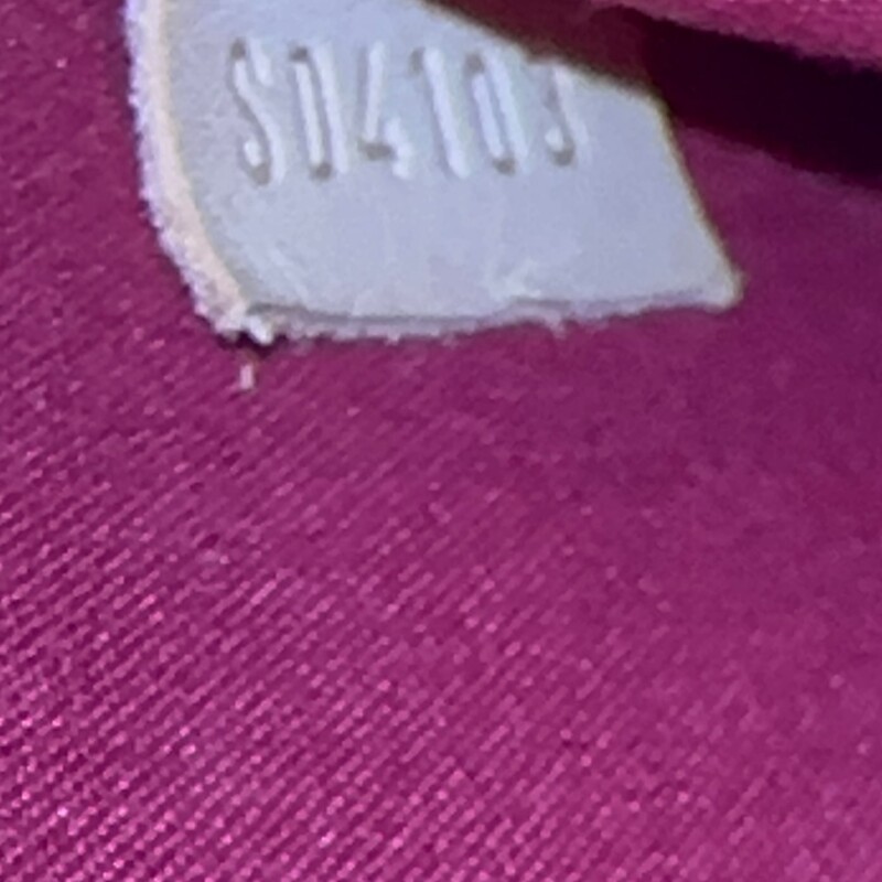 Louis Vuitton Alma BB Fuchsia Pink Vernis<br />
<br />
Date Code:<br />
SD4103<br />
<br />
Dimensions:<br />
9W x 7H x 4.5D<br />
4 handle drop<br />
22 strap drop<br />
<br />
In very good condition. Major stain in the interior side of bag. Comes with the lock and keys.<br />
<br />
Does not come with the original dust bag or box.