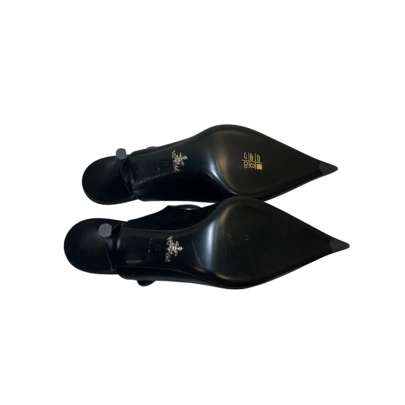 Prada Modellerie Pointed Satin Heels<br />
<br />
Size: 39<br />
<br />
In excellent/ very good condition. Light wear to the soles.<br />
<br />
Does not come with the original dust bag or box.