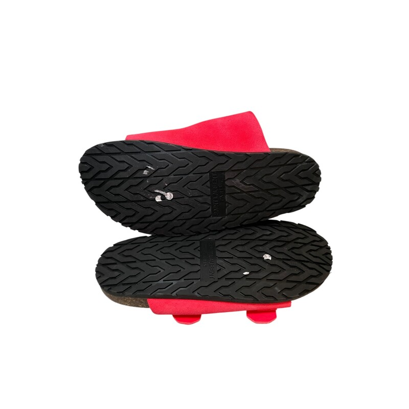 Saint Laurent Jimmy Sandals<br />
<br />
Size: 35.5<br />
<br />
<br />
In very good condition. Light wear to the suede.<br />
<br />
Does not come with the original dust bag or box.