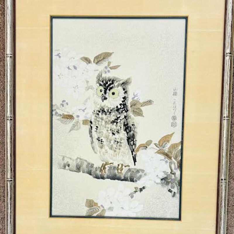 Asian Owl Cherry Blossom Print
Silver Tan Black
Size: 17.5 x 23H