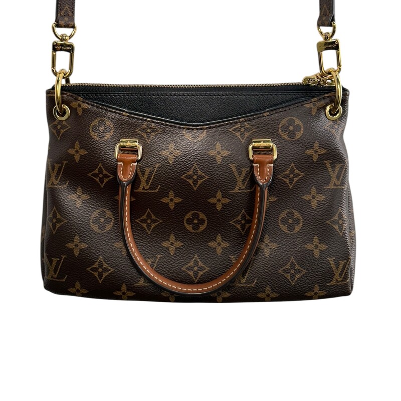 Louis Vuitton Pallas Monogram BB<br />
<br />
Date Code:SP4176<br />
<br />
Dimensions:<br />
<br />
Height: 7.5 x  9.75 x Depth: 3.25 inches<br />
<br />
In very good condition. Some  very minor scratching on hardware.<br />
<br />
Does not come with original dust bag or box.<br />
<br />
Does not come with original dust bag or box .