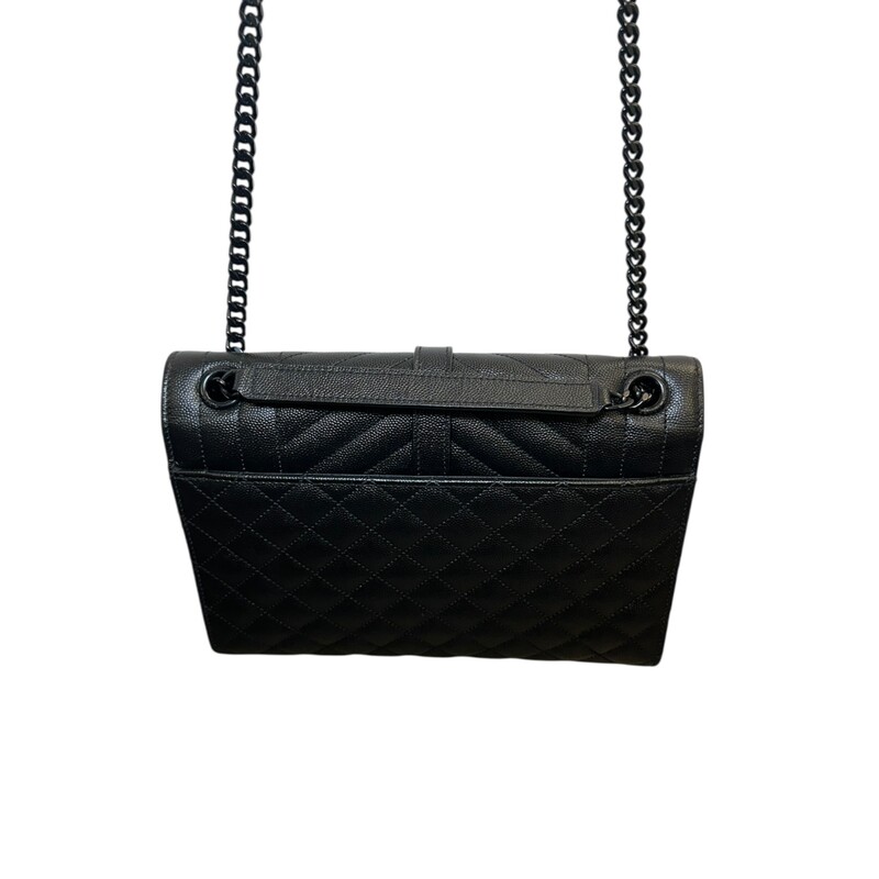 Saint Laurent Triquilt Envelope Grained Leather Bag<br />
<br />
Style Code:BRS600185.1121<br />
<br />
Dimensions:9.5 x 7 H inches<br />
<br />
In excellent condition. Minor scratching on the hardware.<br />
<br />
Comes with the original dust bag. No box.