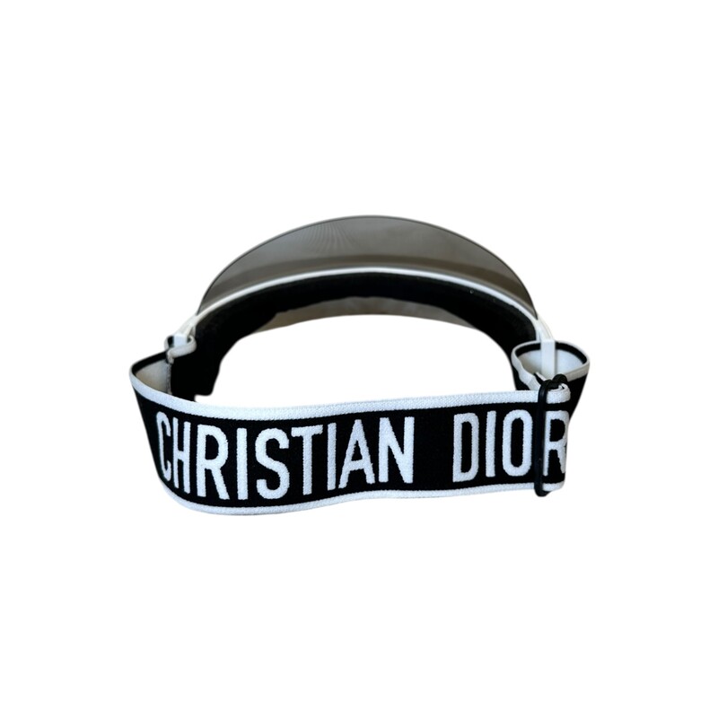 Dior Club1 Visor<br />
<br />
In very good condition. Some faint scratching.<br />
<br />
Comes with the original dust bag. No box