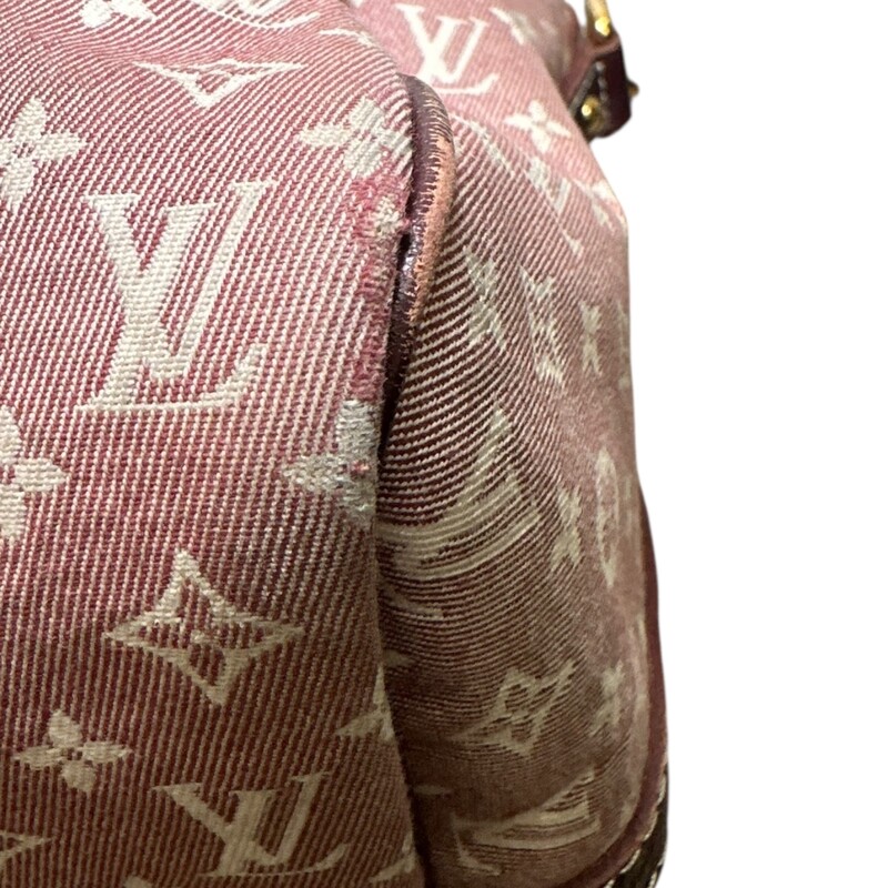 Louis Vuitton Mini Lin Speedy Bandouliere 30<br />
<br />
Date Code: DU4122<br />
<br />
Dimensions:12L x 9 H inches<br />
<br />
In very good condition. Minor marks on the canvas and hardware.<br />
<br />
 Does not come with the original dust bag or box.