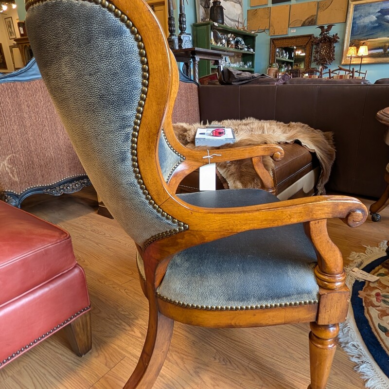 Round Pedestal Inlay Game Table, 4 Rolling Arm Chairs 24 x 24 x 40h<br />
54 Round