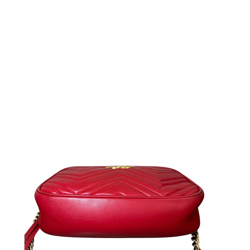 Gucci Marmont Camera Small Handbag<br />
<br />
Code: 447632 204991<br />
<br />
Dimensions:<br />
9.5W x 5H x 3D<br />
<br />
In fair condition. Major staining to the interior. Major scratching to the hardware.<br />
<br />
Does not come with the original dust bag or box.