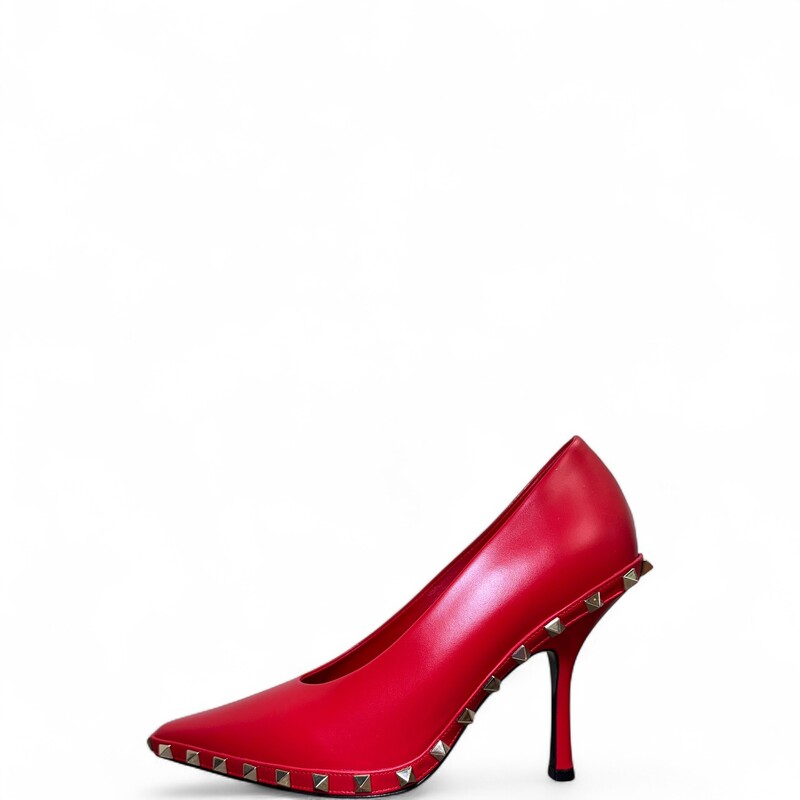 Valentino Rockstud Pumps