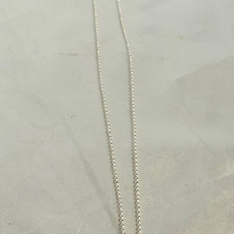 925 Christopher Robin Quote Necklace<br />
Silver Size: 17.5L