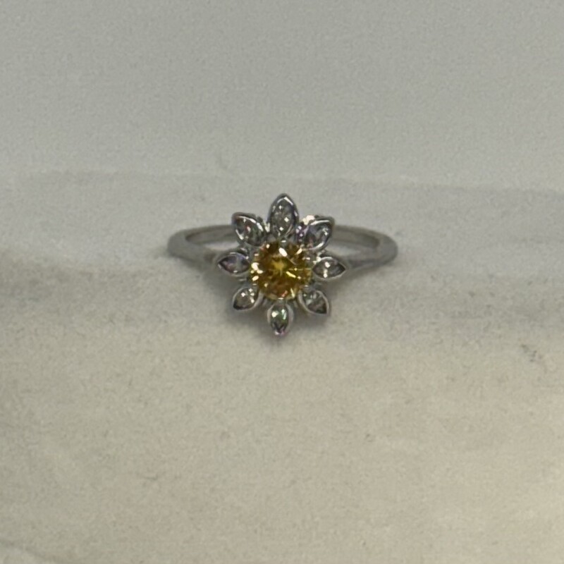 925 Flower Burst Gem Ring