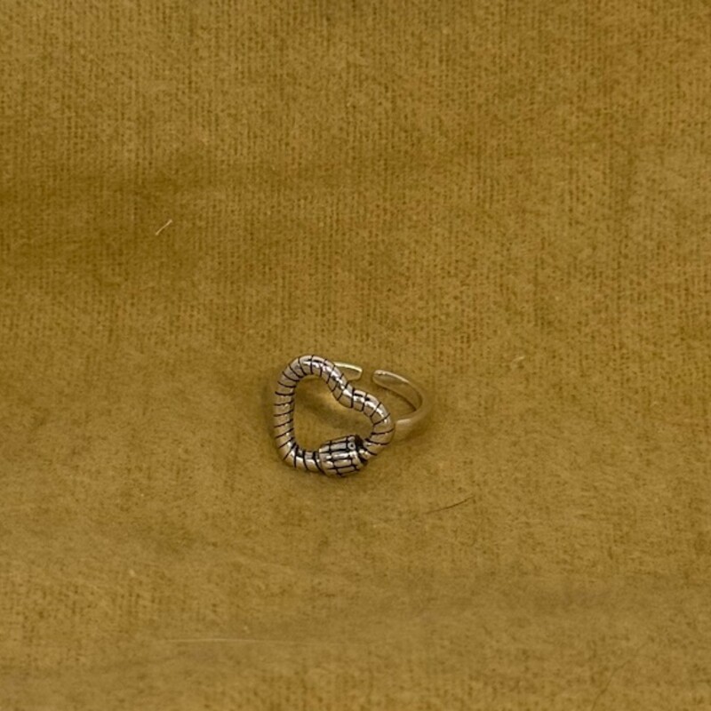 925 Adj Open Heart Ring