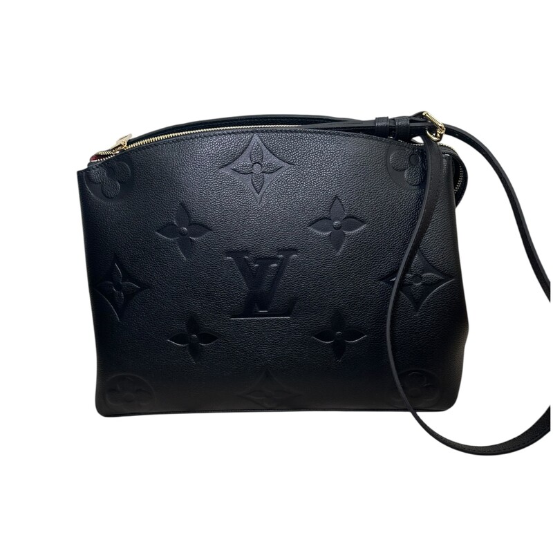 Louis Vuitton Grand Palais Emperiente Black<br />
<br />
Chipped<br />
<br />
Dimensions:<br />
13.4 x 9.4 x 5.9 inches<br />
(Length x Height x Width)<br />
<br />
In excellent condition. Light scuffs to the corners. Comes with the lock, keys and long strap.<br />
<br />
Comes with the original dust bag and box.
