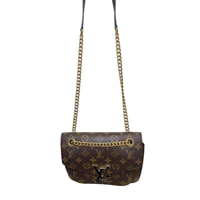 Louis Vuitton Passy Monogram Handbag<br />
<br />
Chipped<br />
<br />
Dimesnions:<br />
Base length: 8.75 in<br />
Height: 7.00 in<br />
Width: 3.00 in<br />
Drop: 10.50 in<br />
Drop: 20.00 in<br />
<br />
In excellent condition.<br />
<br />
Comes with the original dust bag and box.