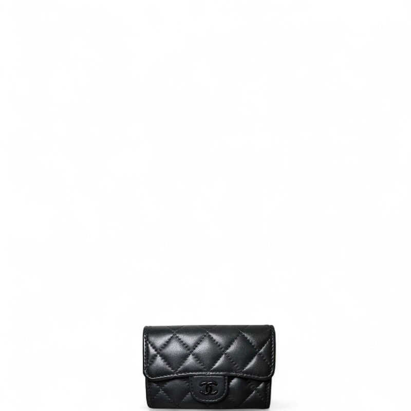 Chanel So Black Classic