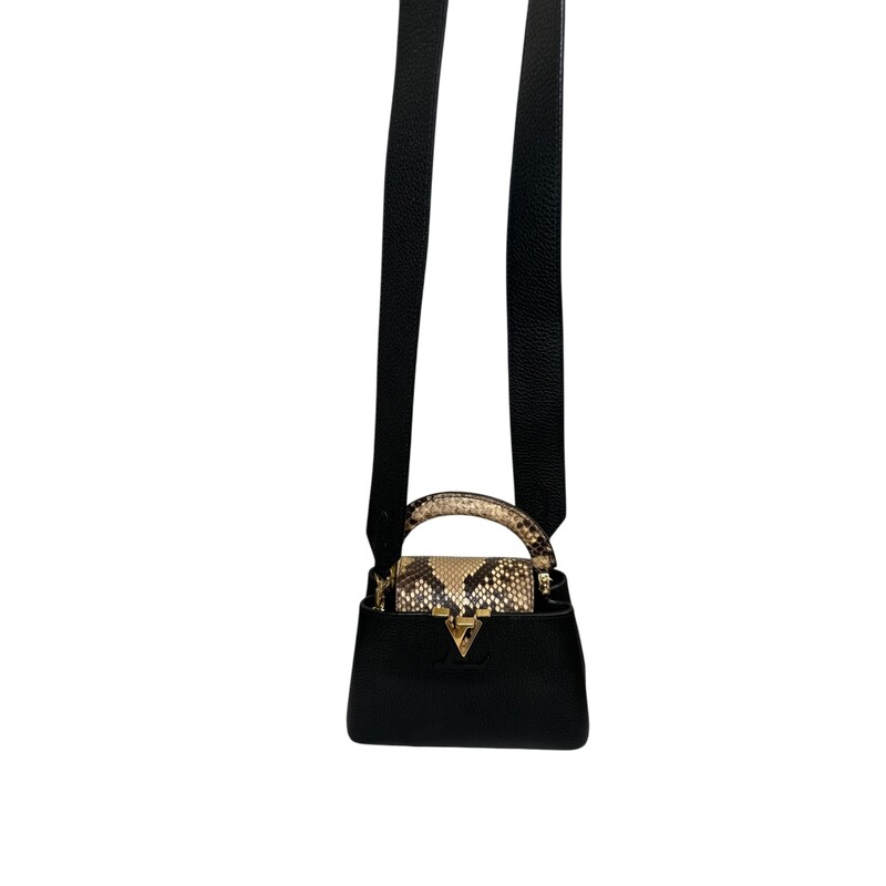 Louis Vuitton Capucines BB Black Python<br />
<br />
Chipped<br />
<br />
Dimensions:<br />
27 x 17.3 x 9 cm<br />
(Length x Height x Width)<br />
<br />
In very good condition. Light wear to the interior.<br />
<br />
Does not come with the original dust bag or box.