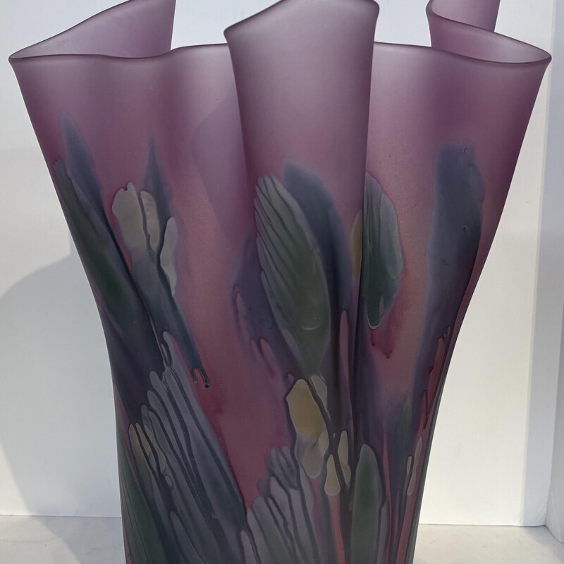 Rueven Art GlsHankerchief