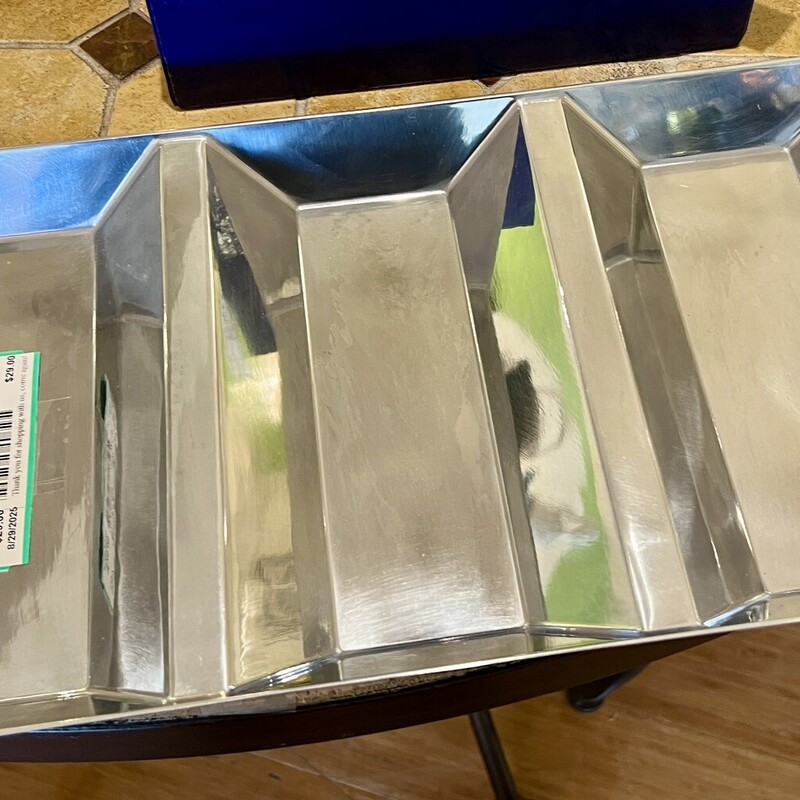 Tray 3-Section Vera Wang,
Size: 18x9