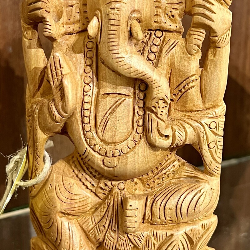Statue Ganesh Carved