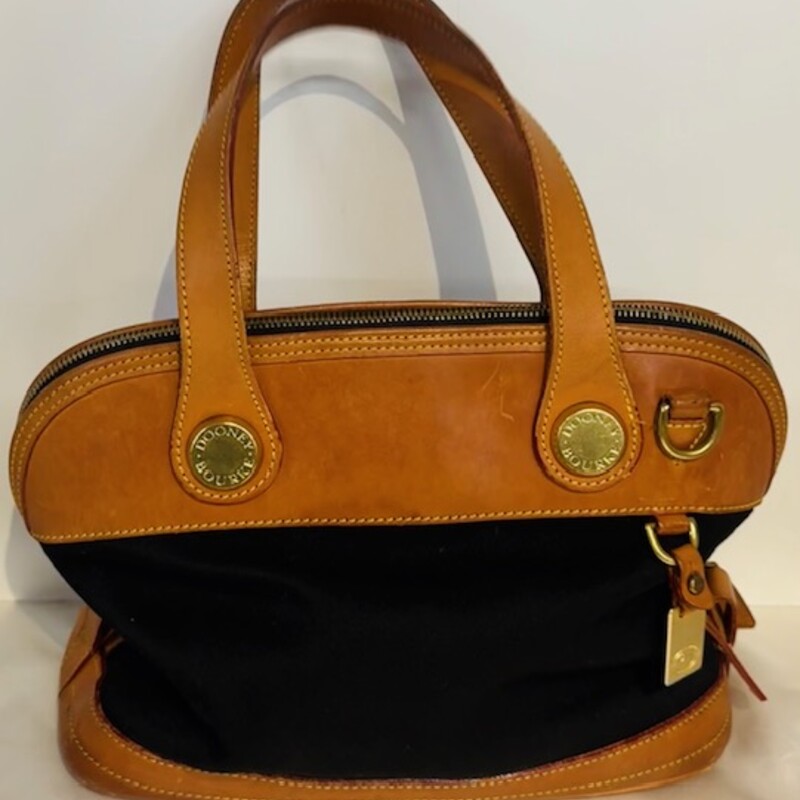 Dooney&Bourke Cabriolet