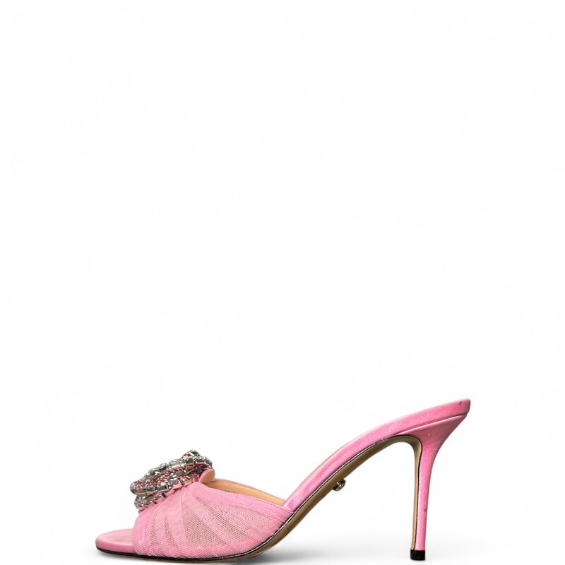 Mach & Mach Galaxy Tulle Pink Heels

Size: 38

In very good condition. Light scuffs to the bottom of the shoes.

Does not come with the original dust bag or box.