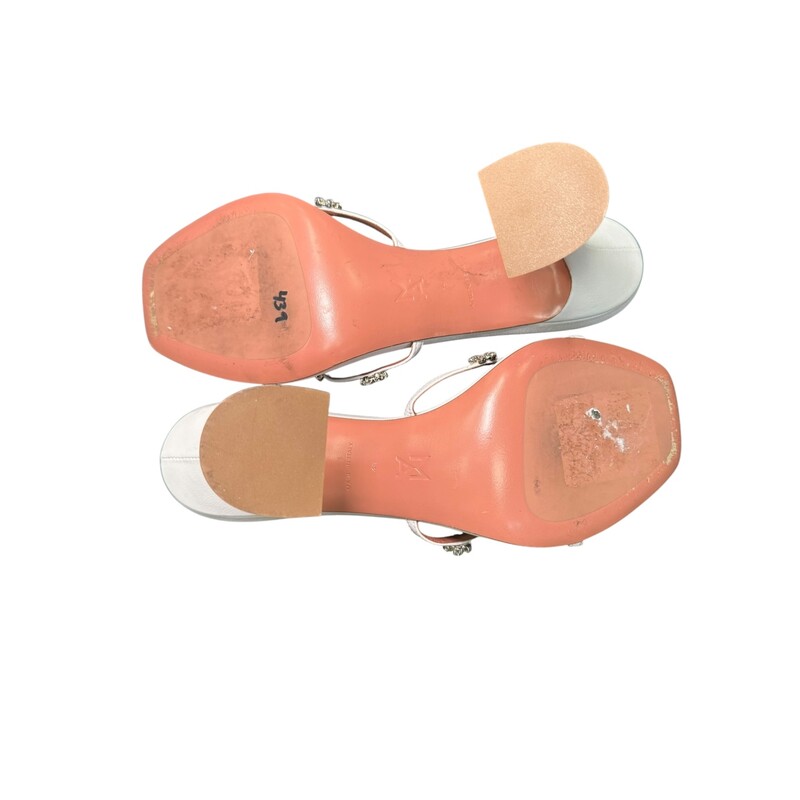 Amina Muaddi Lily Crystal White Heels<br />
<br />
Size: 40<br />
<br />
In very good condition. Light scuffs to the leather.<br />
<br />
Does not come with the original dust bag or box.