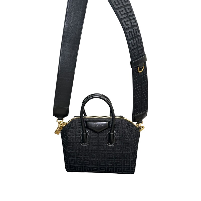 Givenchy Mini Antigona Top Handle Bag In 4G Embroidered Canvas<br />
<br />
Code: MP B1221<br />
<br />
Dimensions:<br />
10.2 in x 7.5 in x 5.1 in<br />
<br />
In very good condition. Light wear to the interior.<br />
<br />
Comes with the original dust bag. No box.