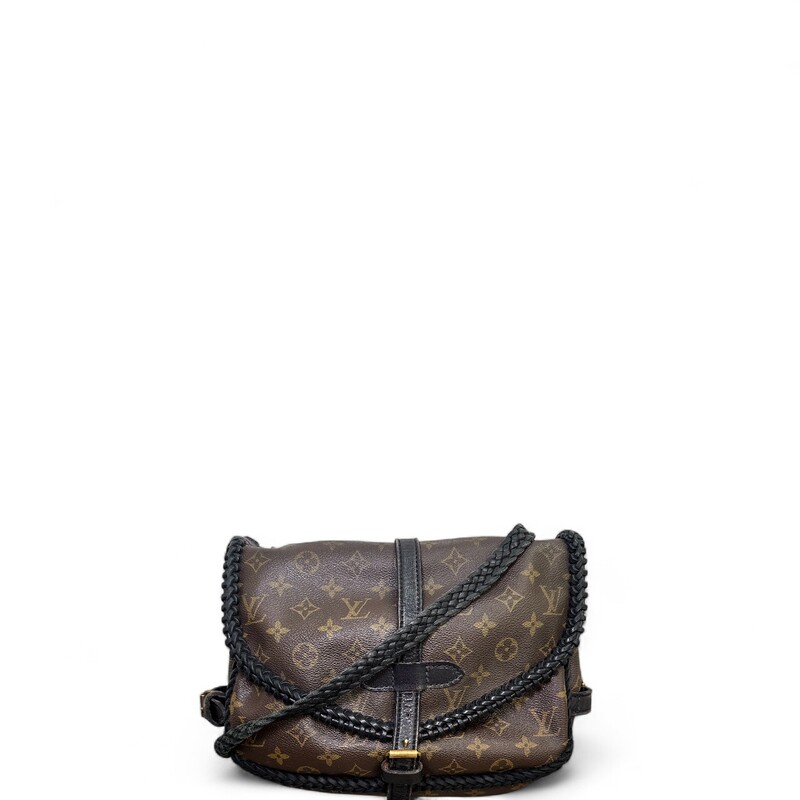 Louis Vuitton Vintage Boho  Handbag

Code: AR8911

Dimenisons:
Saumur W 11 x H 9.5 x D 4

In very good condition. Light wear to the interior soles.

Does not come with the original dust bag or box.