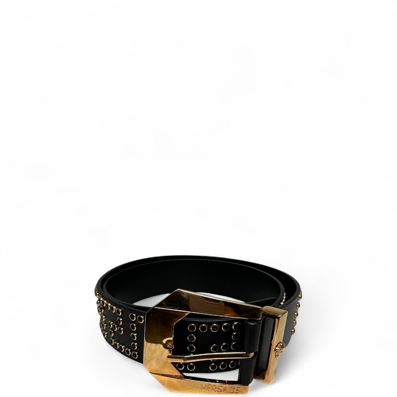Versace Studded  Black Studded Belt

Size: 100

In very good condition. Light scratching to the hardware.

Does not come with the original dust bag or box.