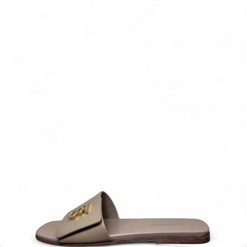 Burberry TB Leather Logo Slides

Size 36.5

Serial Code:ITFALSRL8PEO

In very good condition. Some wear on the bottoms of the shoes and very faint scratching of the leather on the front part of the shoes.

Comes with the original dust bag. No box.