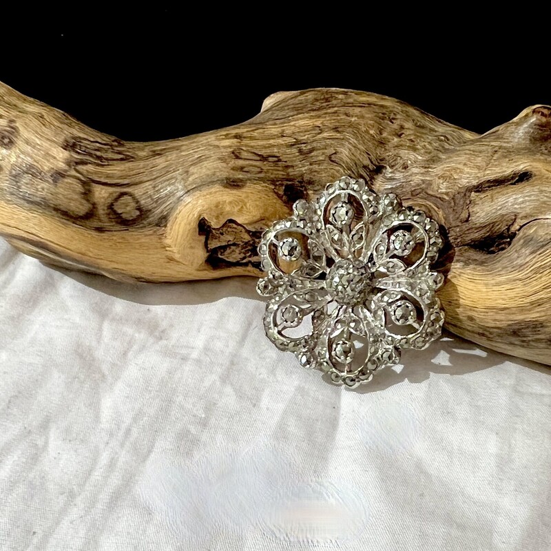 PiSTMarquFlower