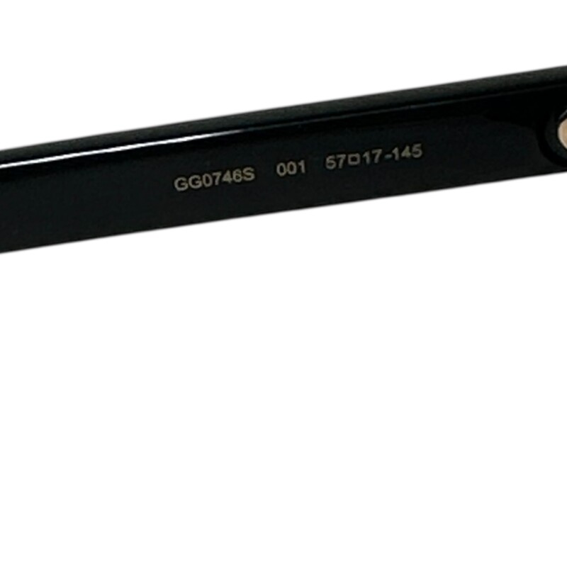 Gucci GG746S Black Frames<br />
<br />
Light scuffs to the frames and lens.<br />
<br />
Comes with original case and slip.