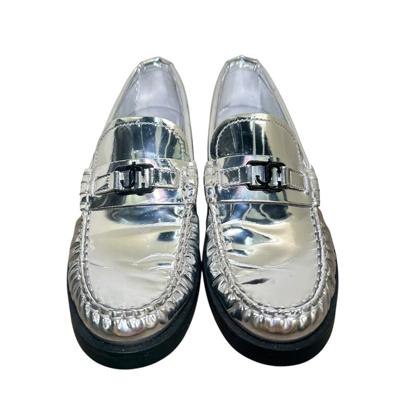 Jimmy Choo Addie Loafer Silver<br />
<br />
Size 37<br />
<br />
In very good condition. Light scuffs to the shoes.<br />
<br />
Does not come with the original dust bag or box.