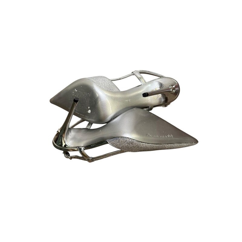 Dolce & Gabbana Silver Rhinestone Slingback Heels<br />
<br />
Size: 37<br />
<br />
Good Condition<br />
<br />
Light wear to the bottom of the shoes and light discoloration to the right shoe<br />
<br />
Does not come with dust bag or box.